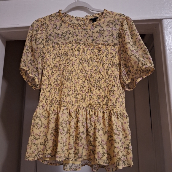 torrid Tops - Torrid Babydoll Smocked Tiered Short Sleeves Top Womens Size 00